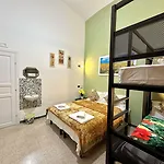 فندق مبيت وإفطار Termini Colosseo 3*